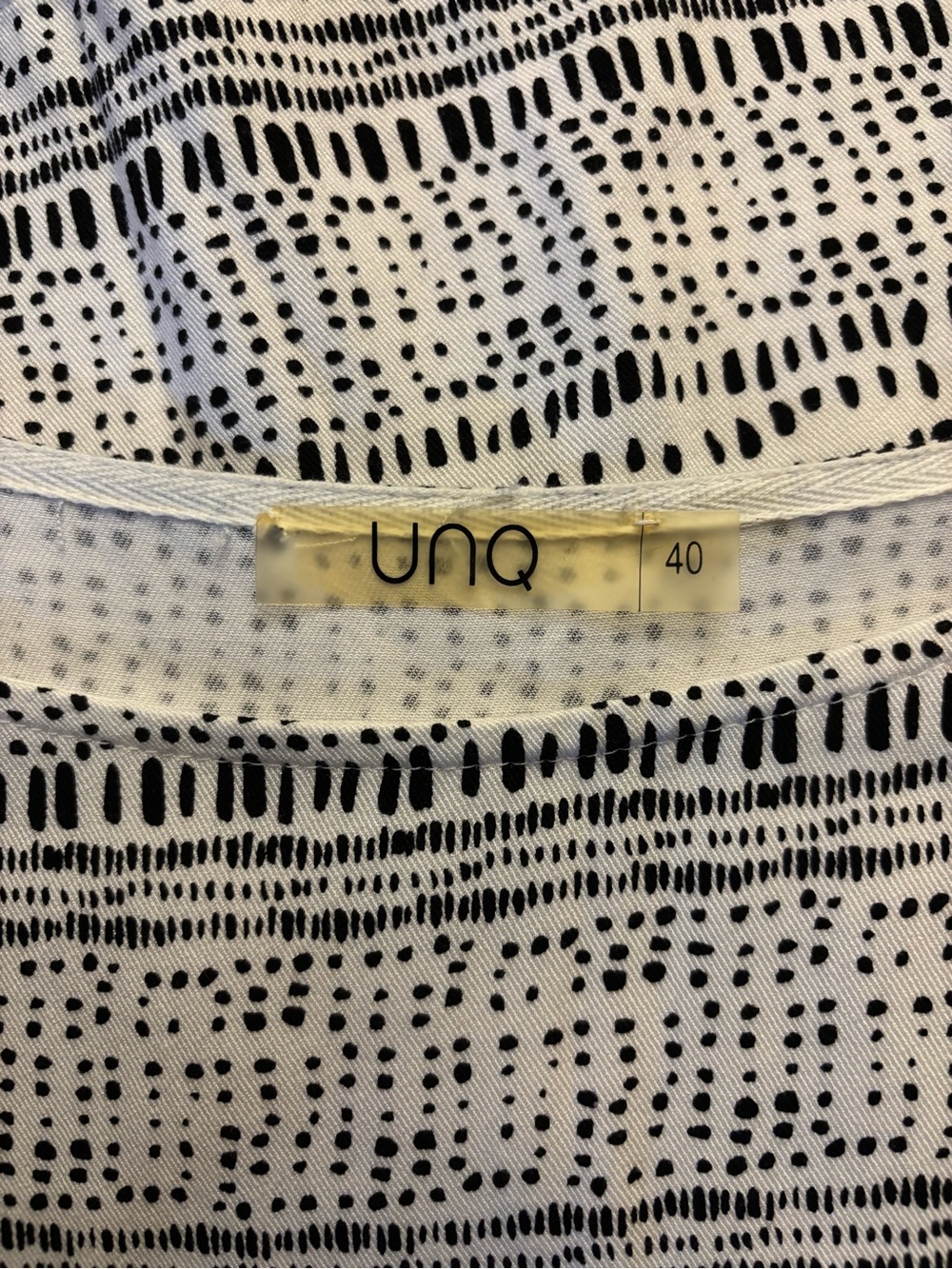 UNQ Abstract Print Scoop Neck Dolman Blouse Black White Oversized Size 40 XL - Picture 5 of 6